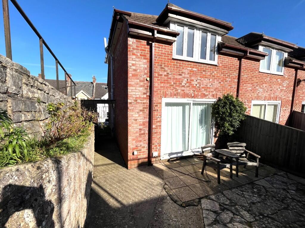 Rear &amp; garden