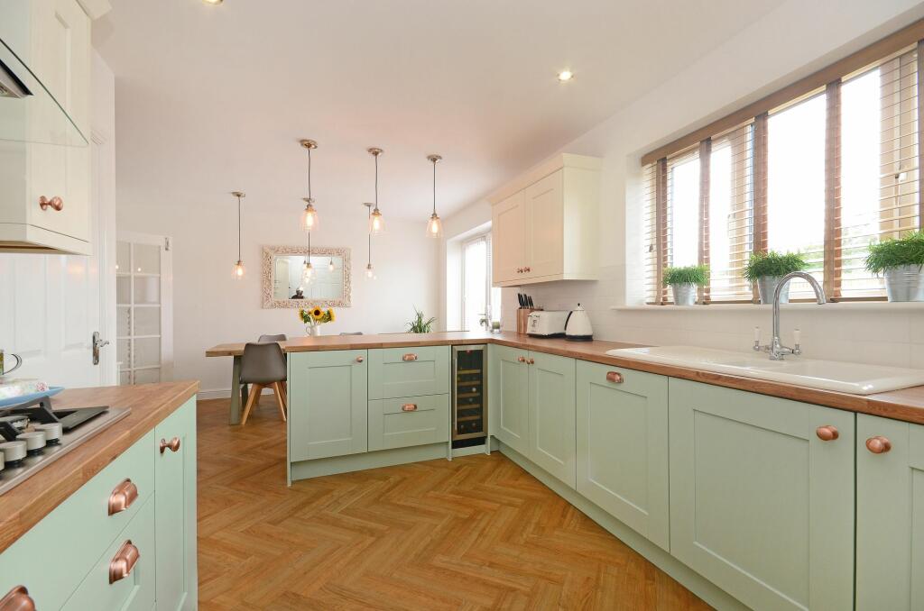 Kitchen/ Diner