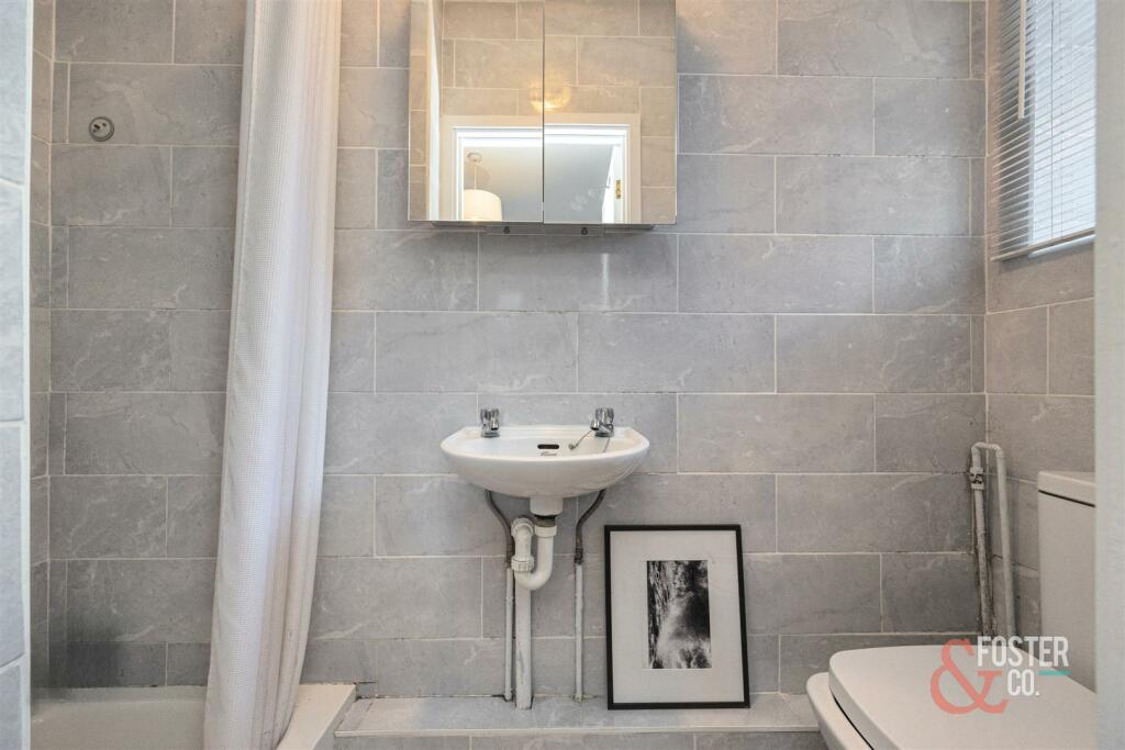 High Street 101 Flat 1-007.jpg