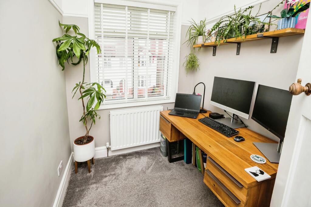 Bedroom Three/Study