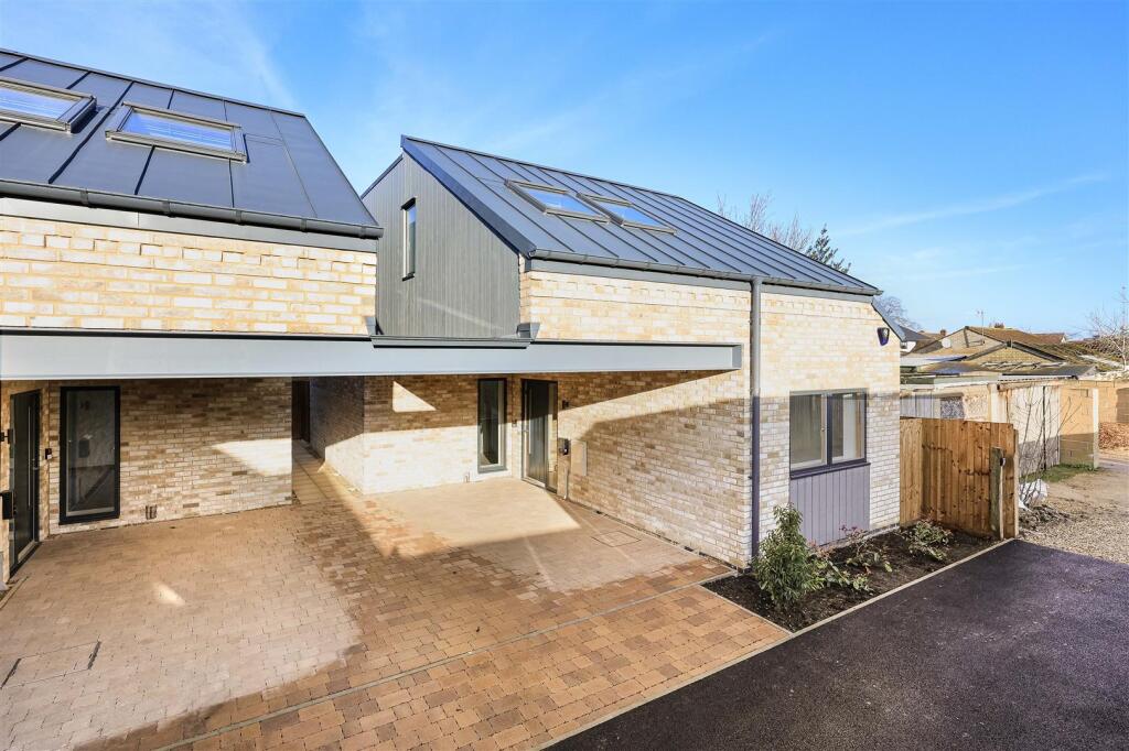 Robinson Mews, Kendal Way, Cambridge