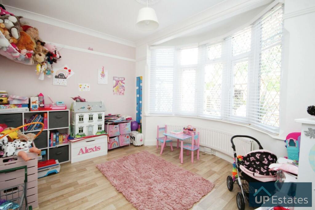 REAR RECEPTION ROOM