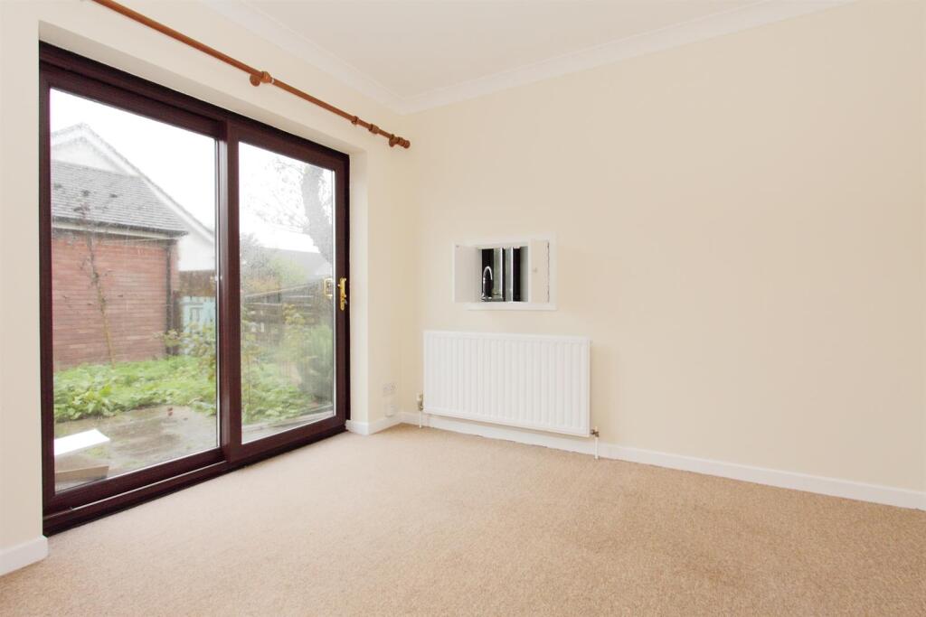 1a mission road ph15.JPG