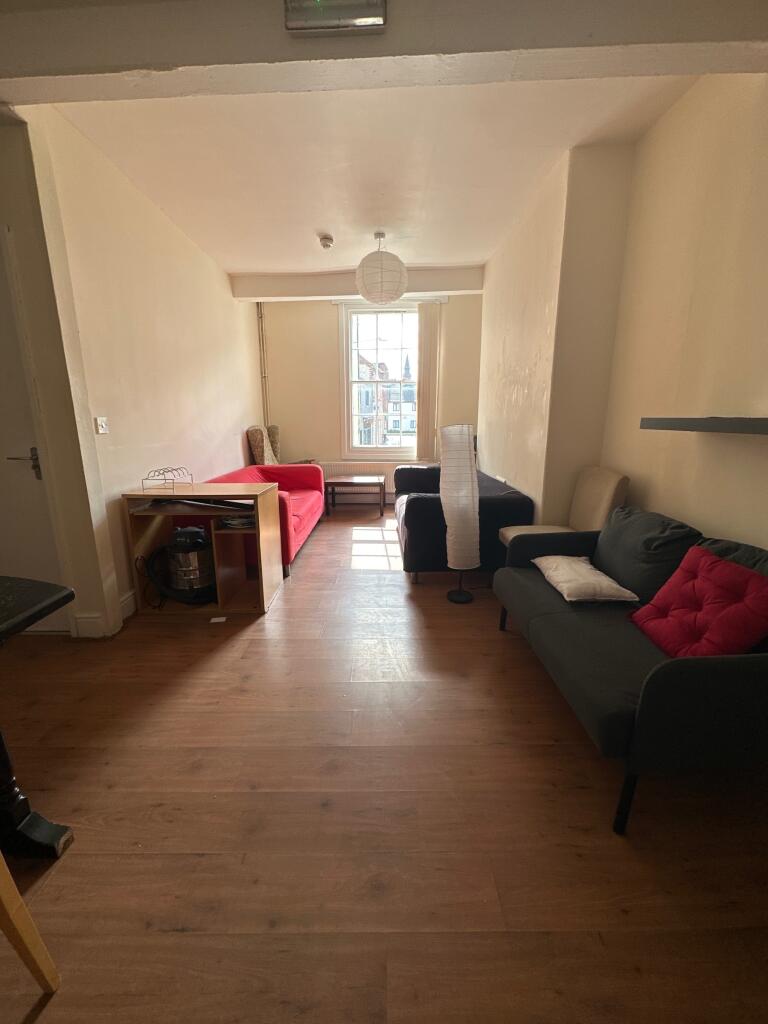 lounge on 1st floor