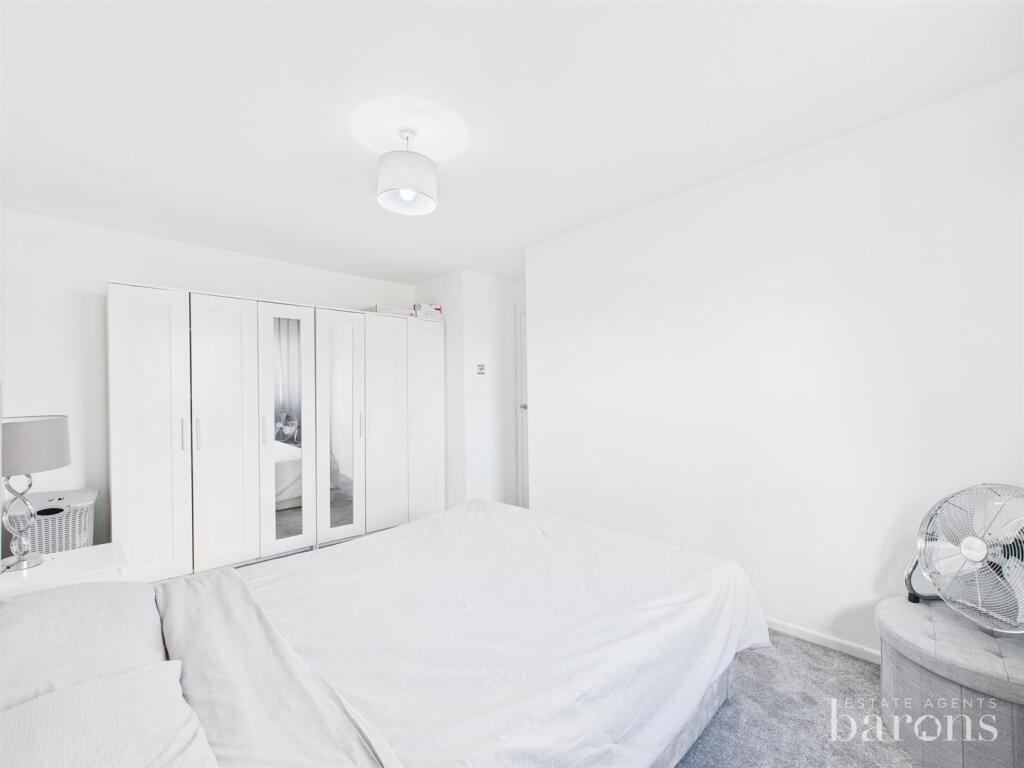 CAM05500G0-PR0077-STILL008 - Copy.jpg