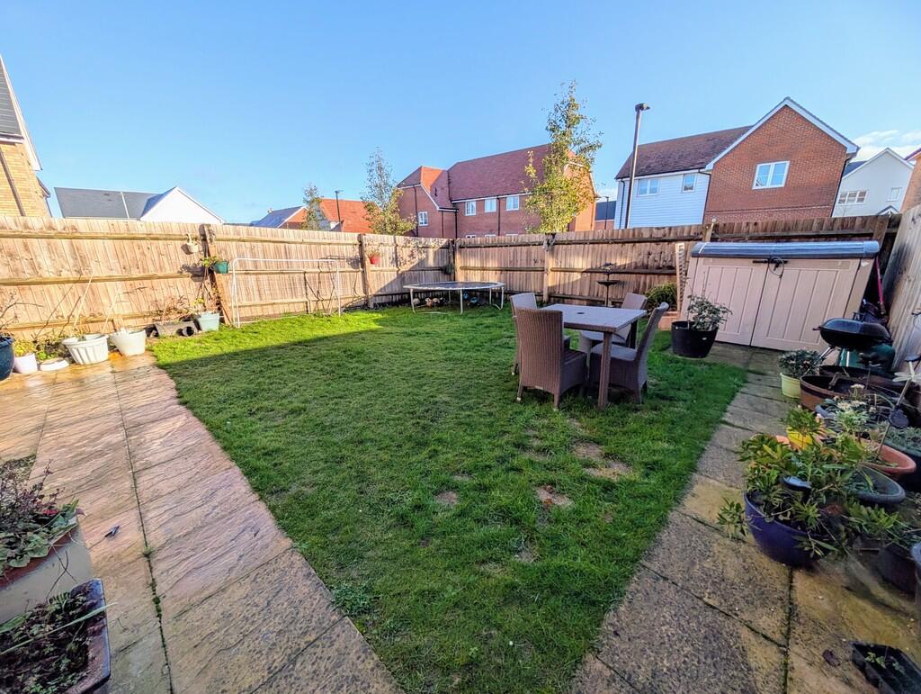 PXL_20251125_1006...