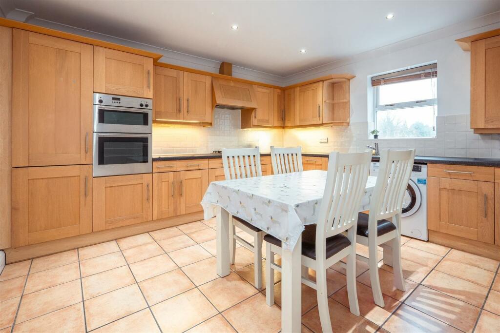 Breakfast Kitchen
