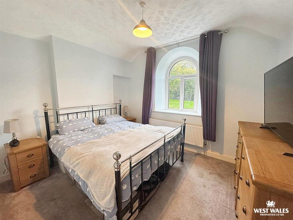 WhatsApp Image 2025-10-01 at 14.45.52.jpg