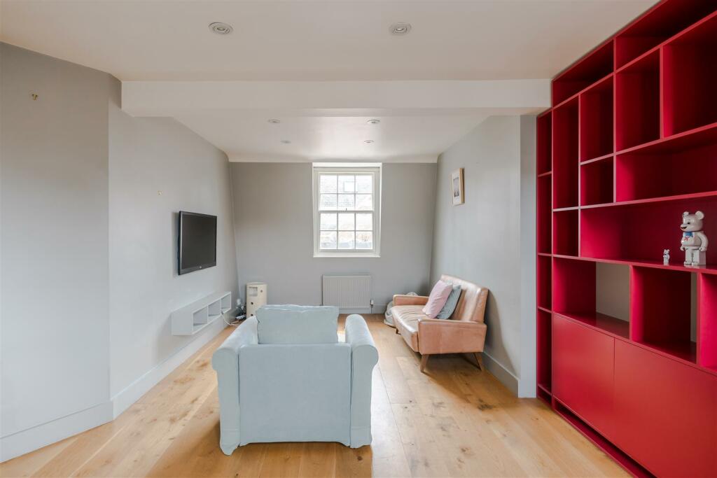 10, 9 Hanson Street-2.jpg