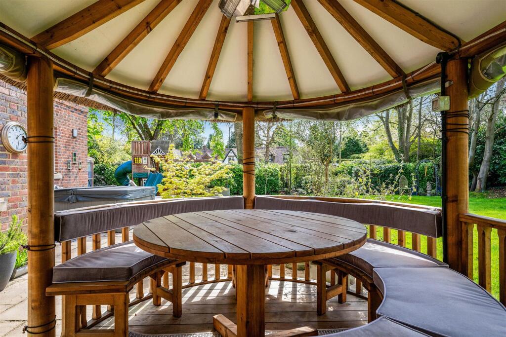 COPPER BEECHES- (46).jpg