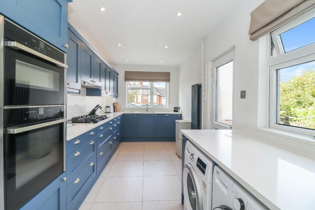 Kitchen/breakfast rm