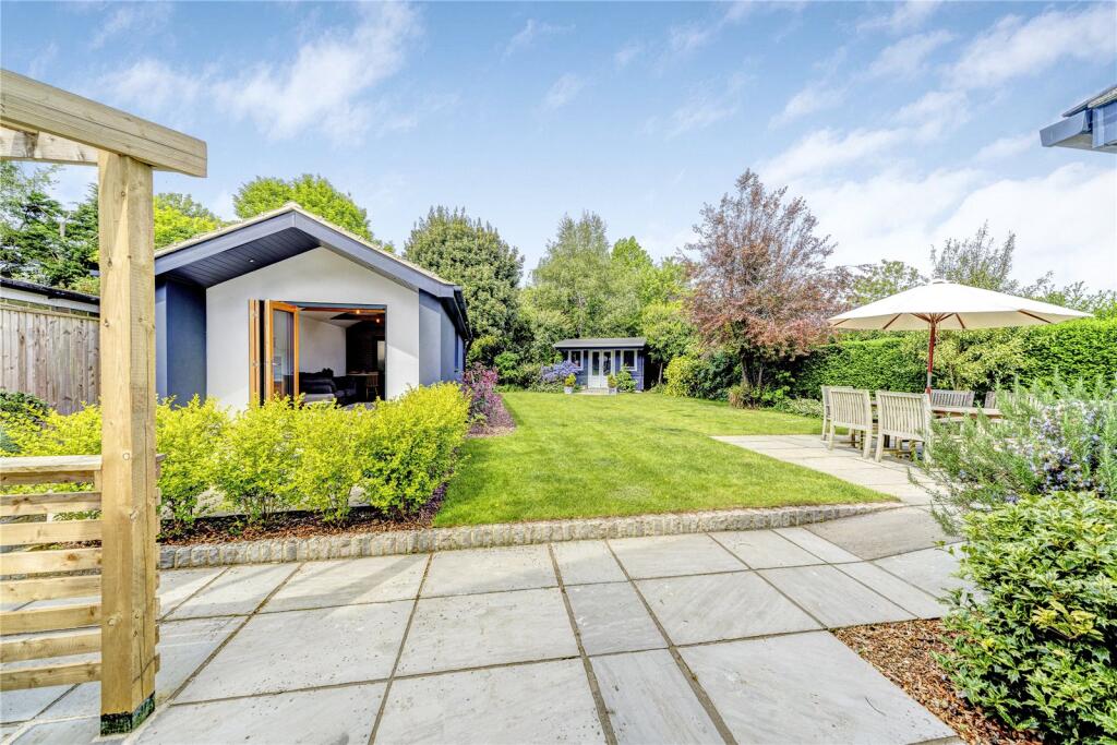 Rear Garden &amp; Annexe