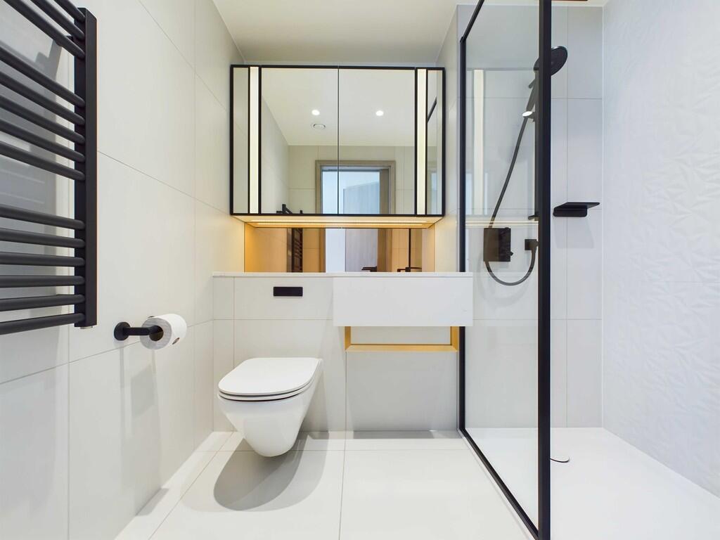 CAM03741G0-PR0020...