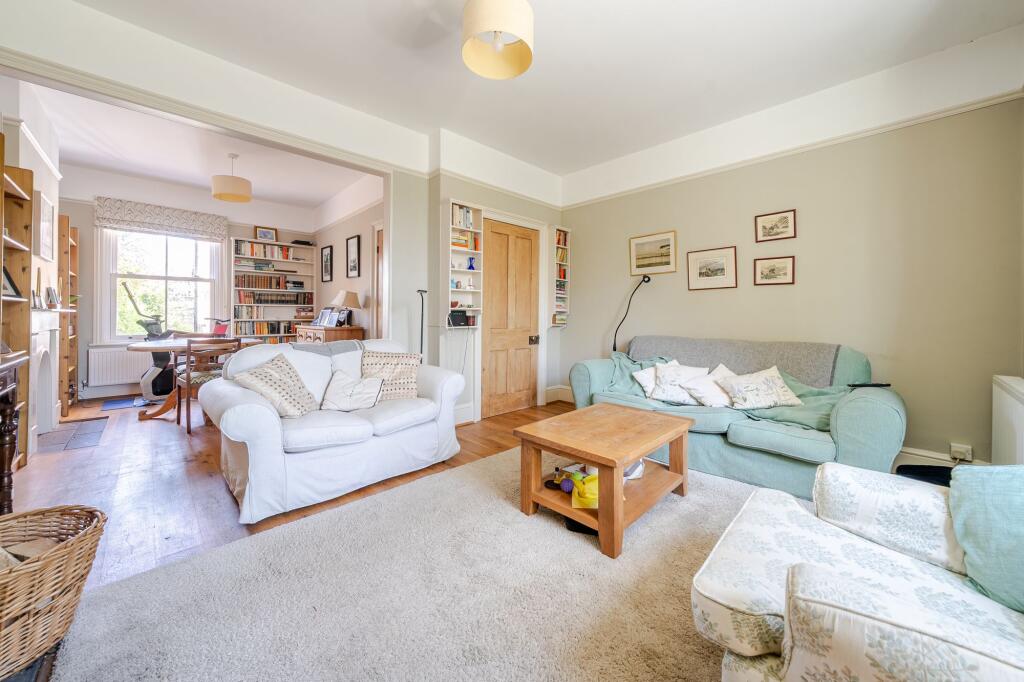 Sitting Room / Snug
