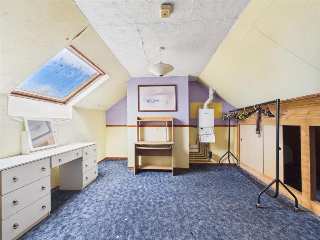 13 - Three Bedroom House for Auction, Hanham.jpg