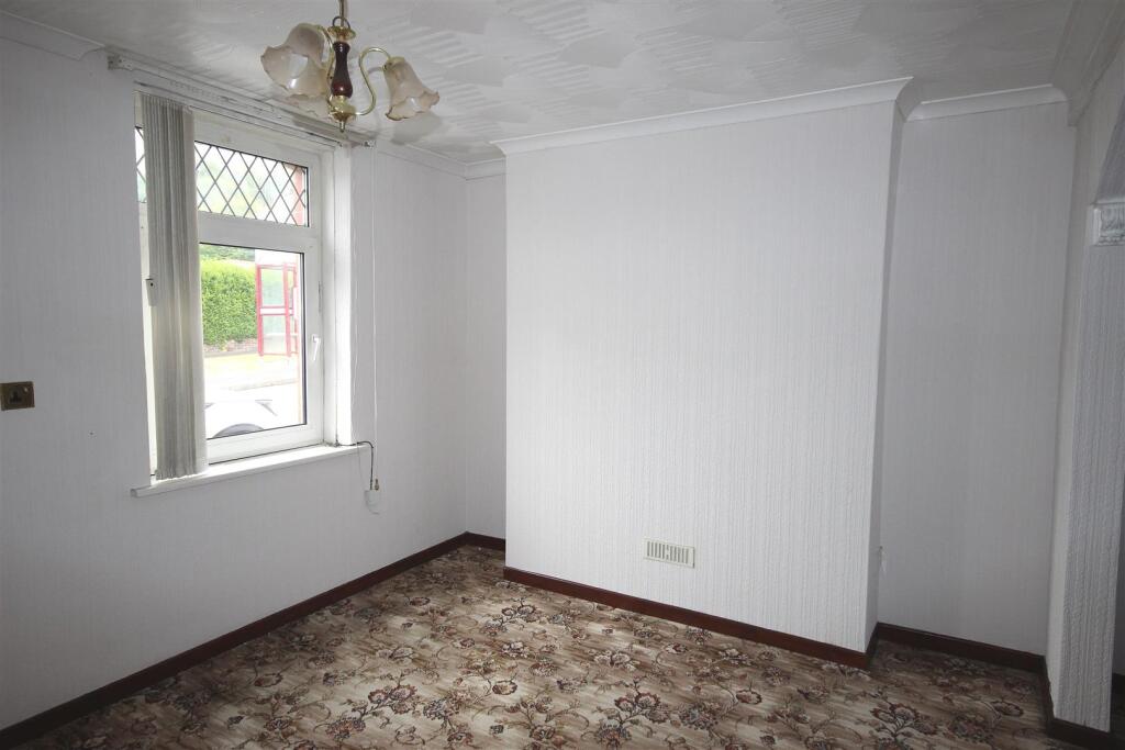 Ground Floor Room 1e.jpg