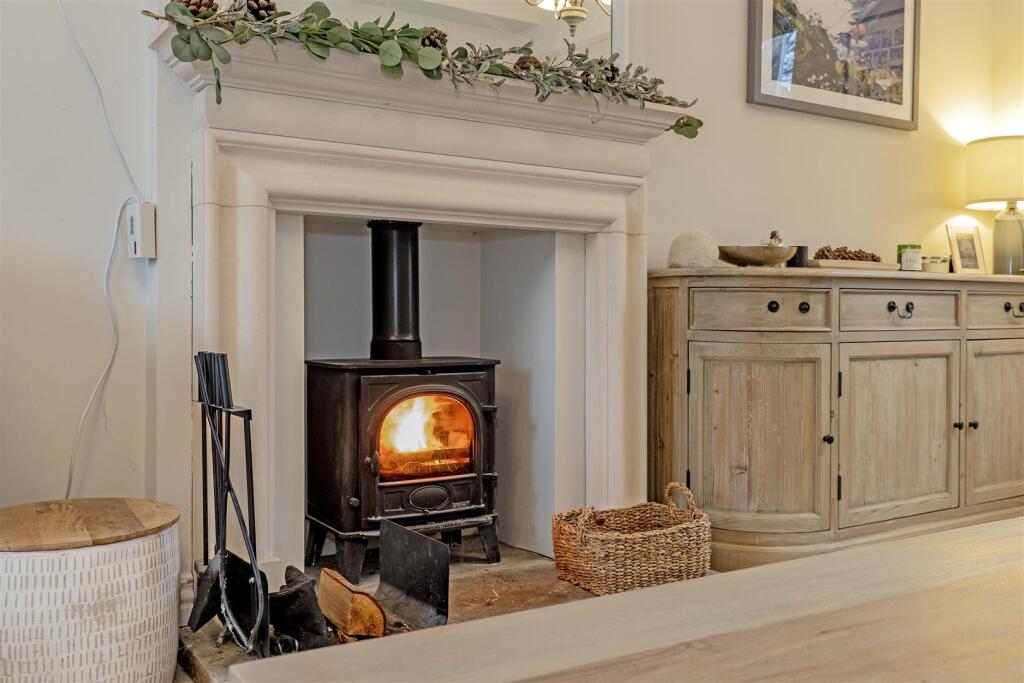 Reception Room-4.jpg