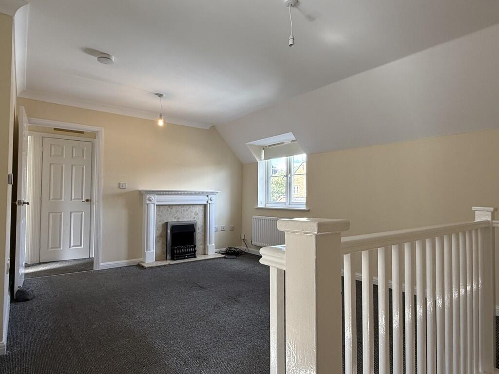 thumbnail_IMG_402...