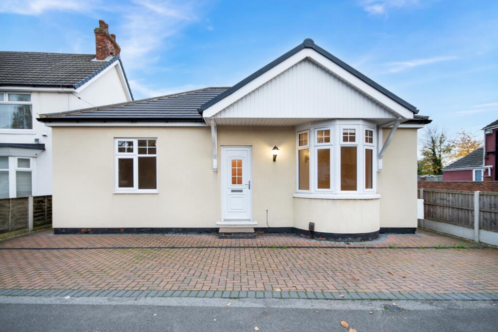 EweMove Estate Agent Scunthorpe - Front Aspect

