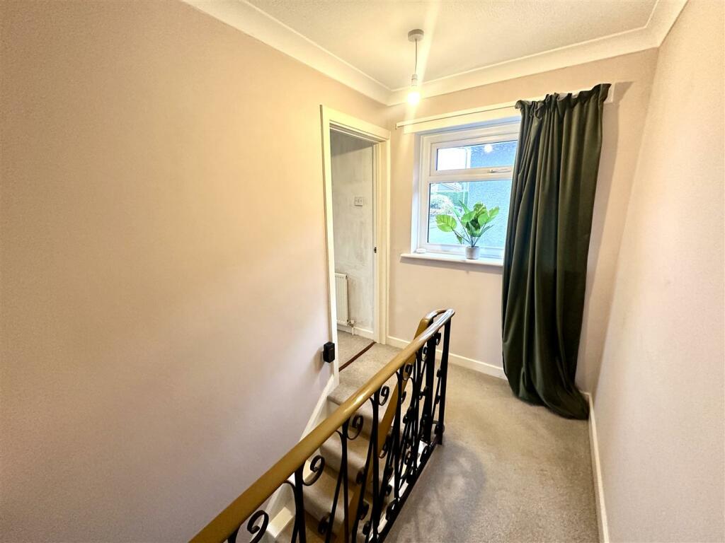 FIRST FLOOR STAIRS AND LANDING