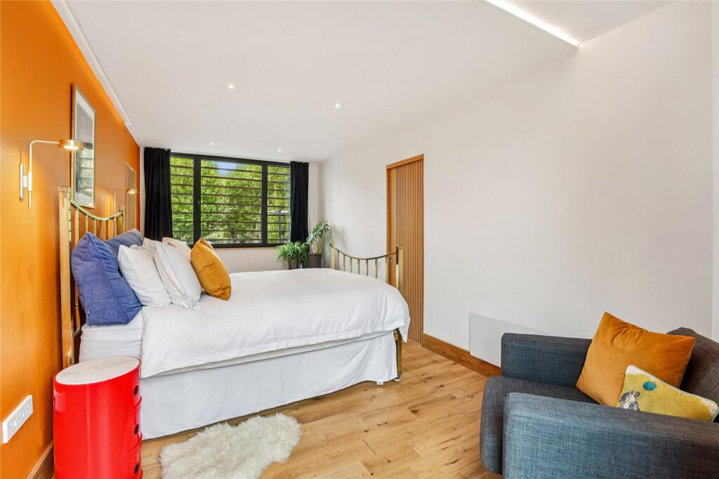 Principal Bedroom