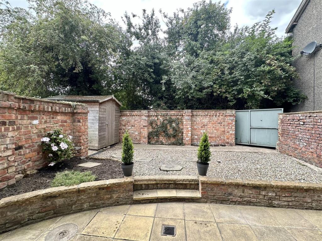 Luke Miller &amp; Associates