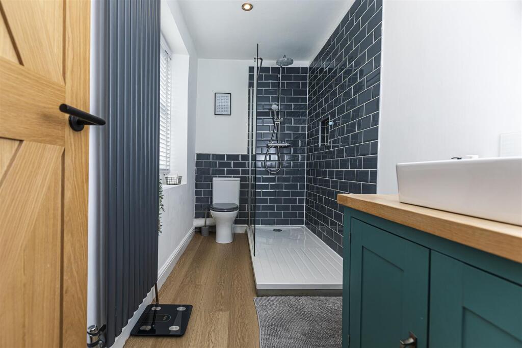 Bramleys Estate Agents - Abbey Road - Shepley (16)