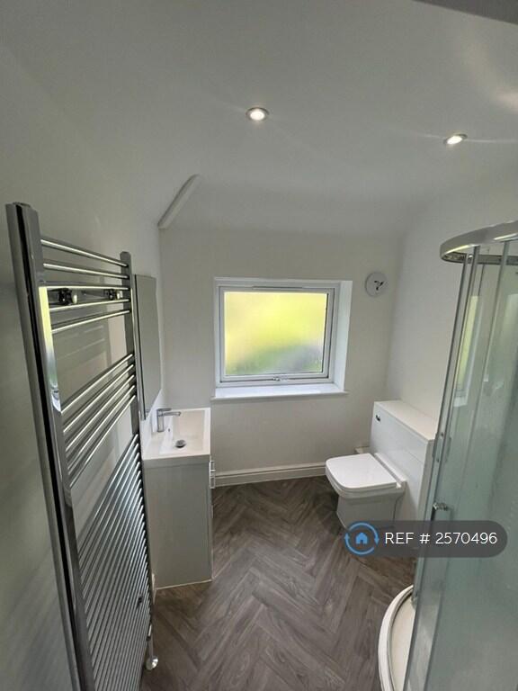  En Suite For Bed Room Two