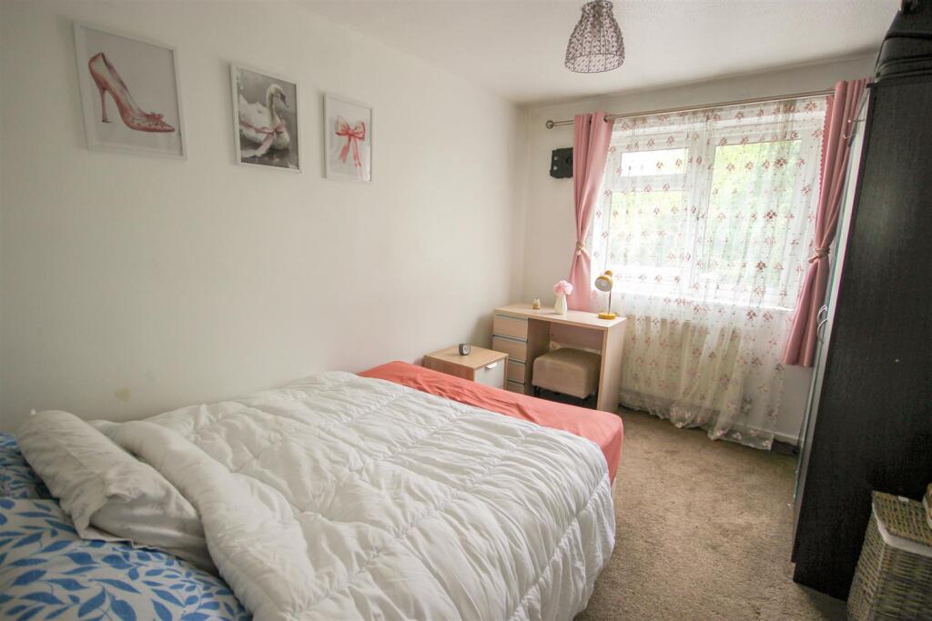 Bedroom 2.jpg