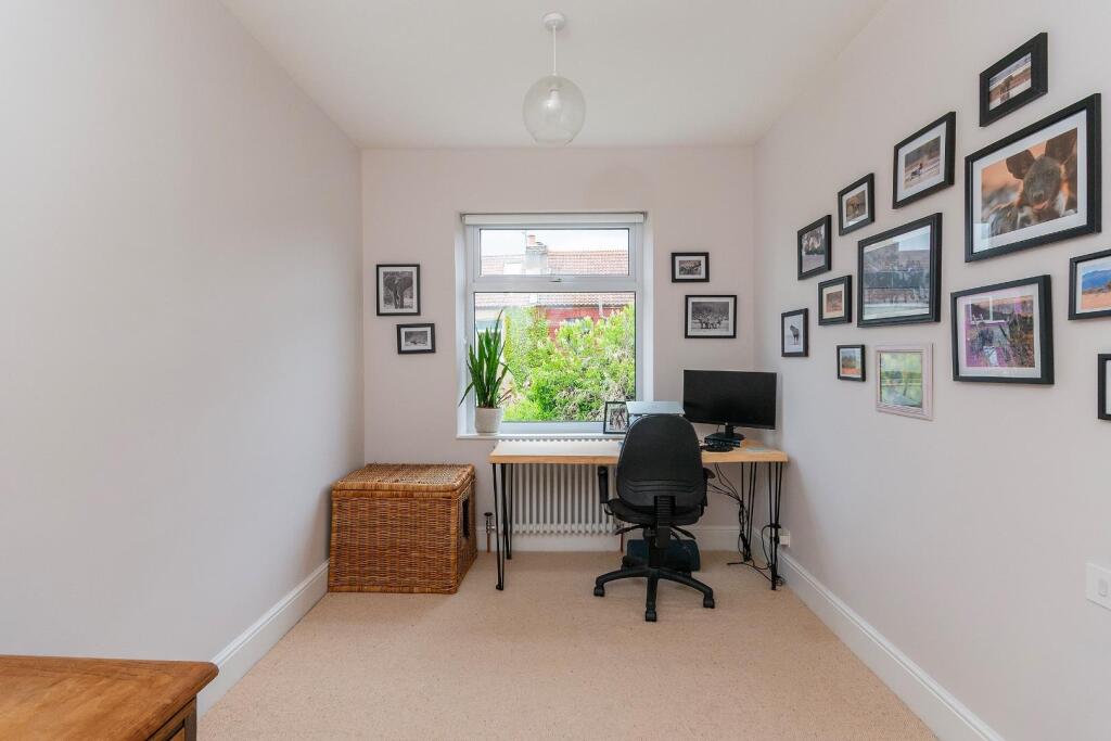 1L3PSG - Bedroom B.jpg