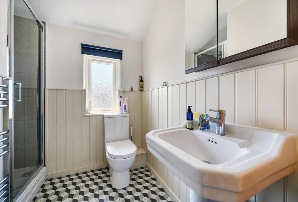 1303874-1-68553c1...