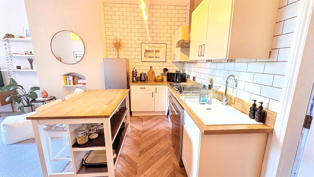 Open Plan Living/Kitchen