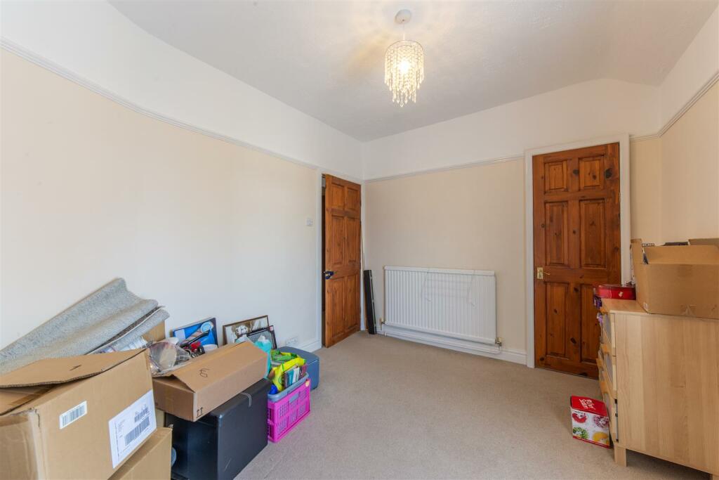 5 Gilwern Place-3.jpg