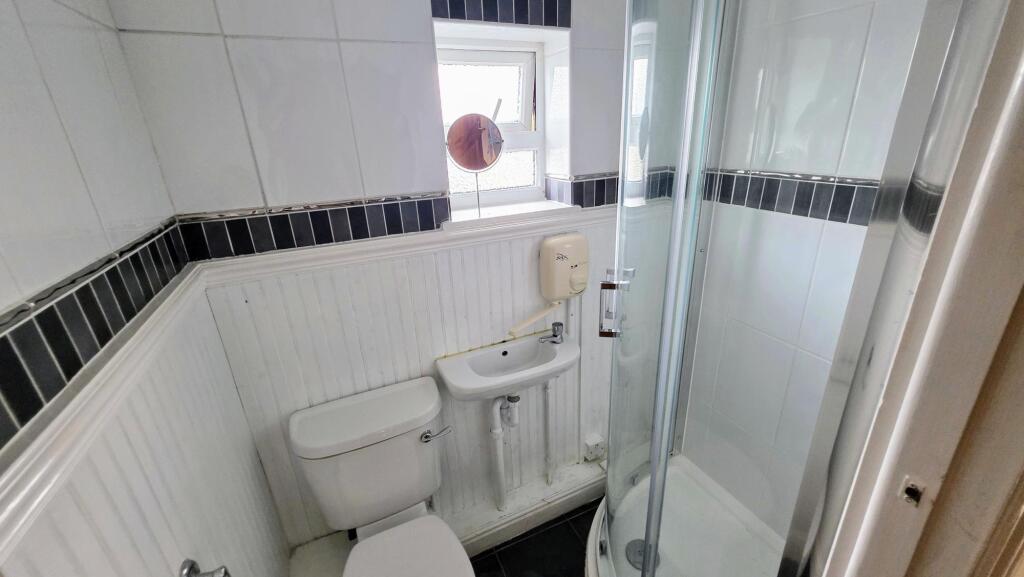 First floor shower room