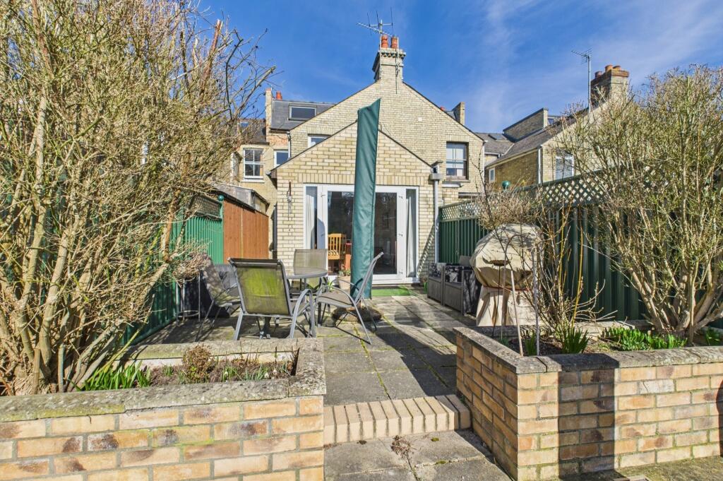 CAM02545G0-PR0343-STILL020