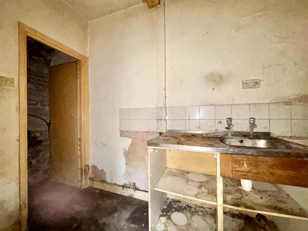 image00006 - Copy.jpeg