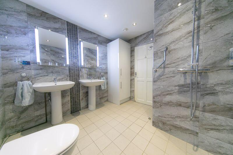 Family bathroom