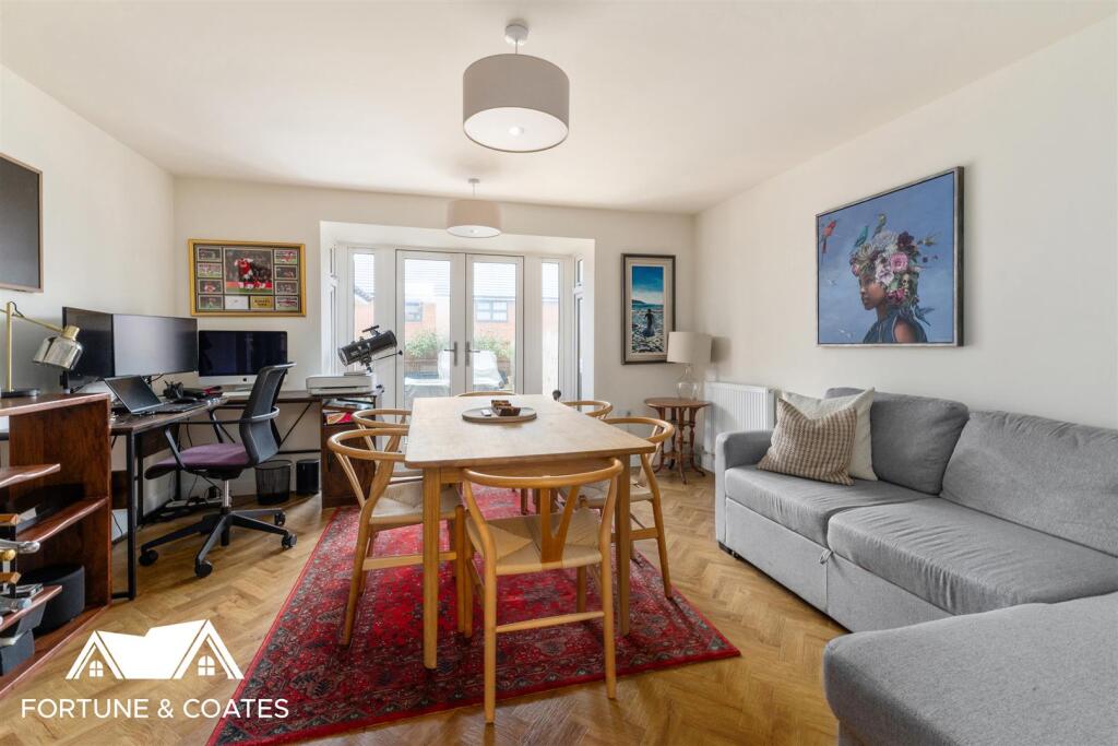 Kelly Gardens_001.jpg