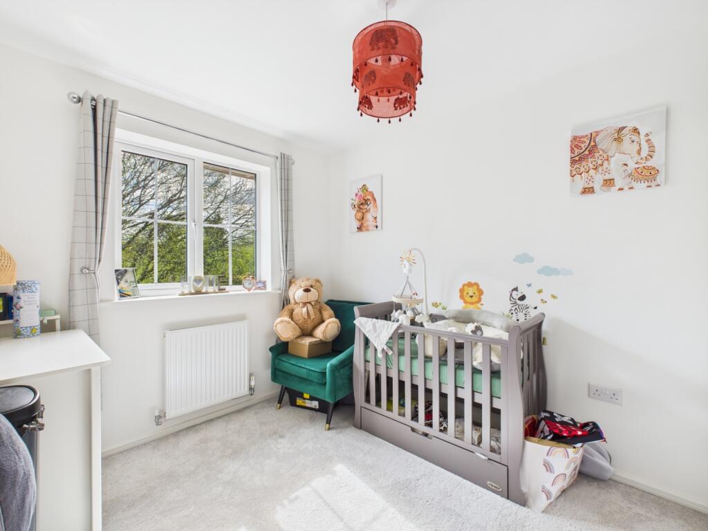 CAM03729G0-PR0025-STILL018