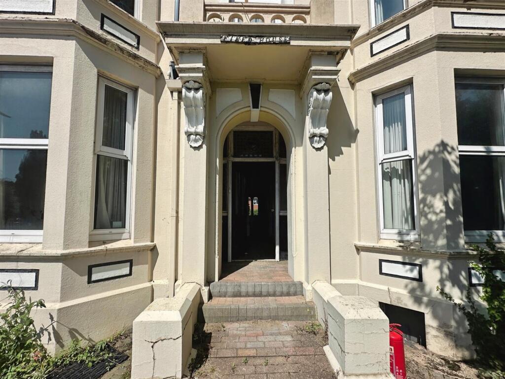 e82d49bf--45C2-BB6B-1B77B073EA7C-75303-00001A5B107