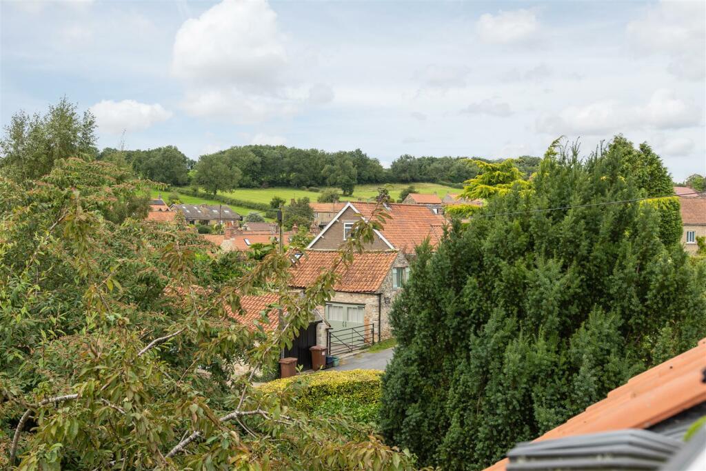 Pickering Hill First Floor-7.jpg
