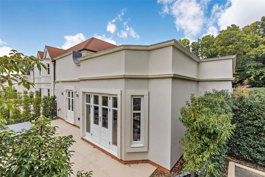 Sunningdale Villas