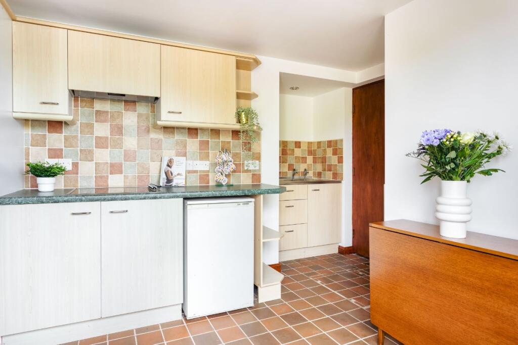 Annexe Kitchen