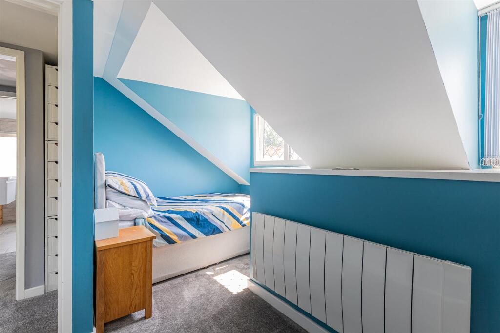 Cyncoed Rise 8-8.jpg