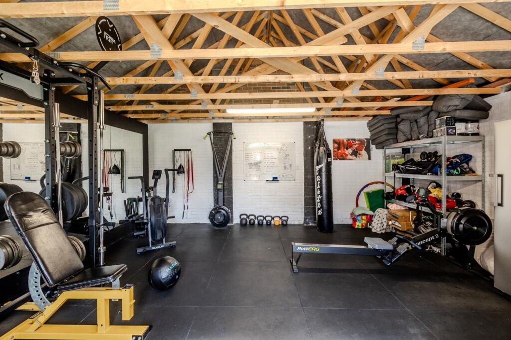 58WhiteadmiralPlaceNewcastleGreatParkNE139EJ-50