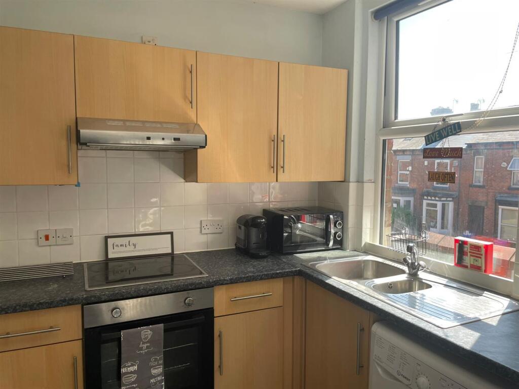 PHOTO-2025-10-13-12-35-49 2.jpg