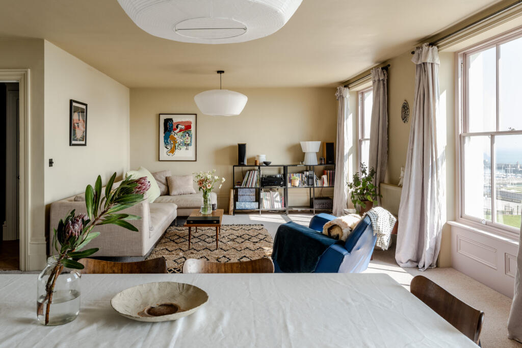 273444 - INIGO_REGENCY COURT-109.jpg