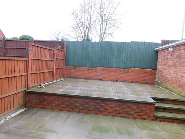 14SmithfieldPlaceReargarden2