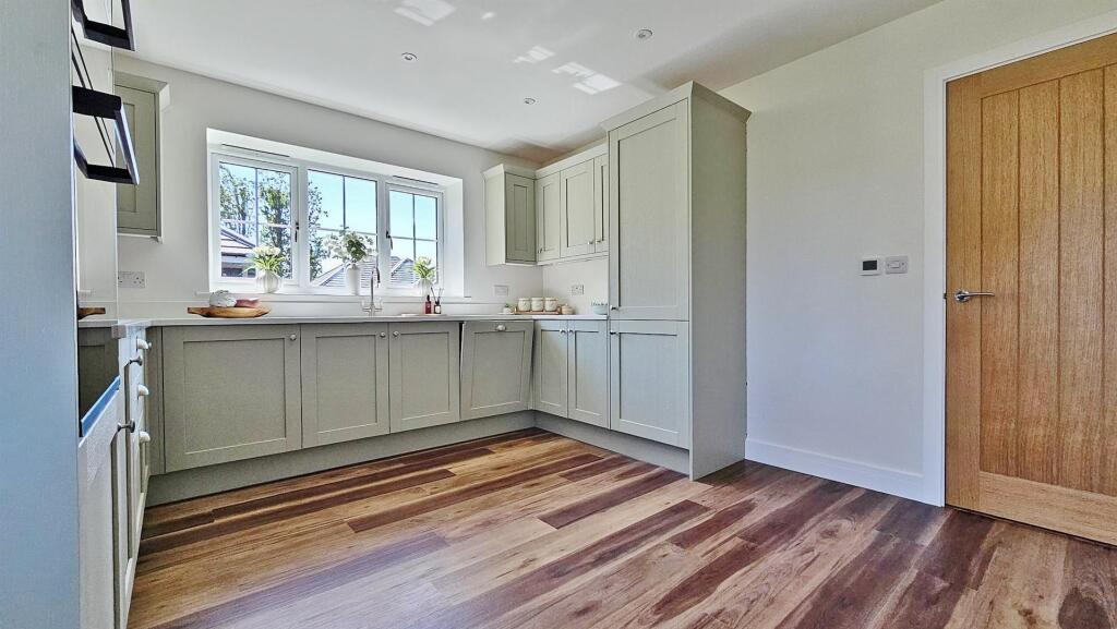 Kitchen/Breakfast Room