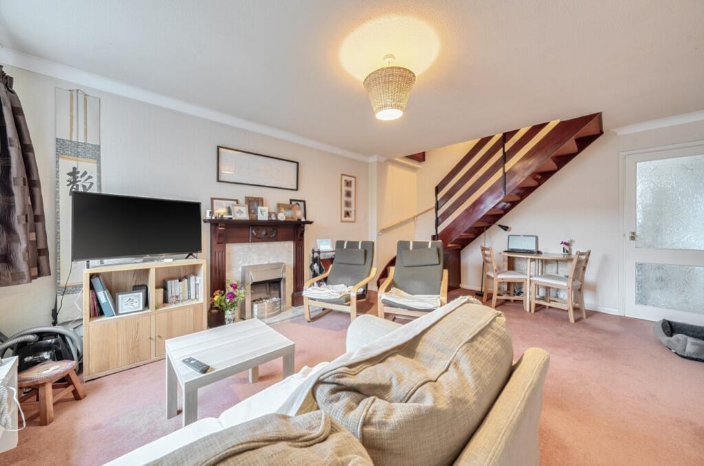 1376284-4-690a0a98f1009